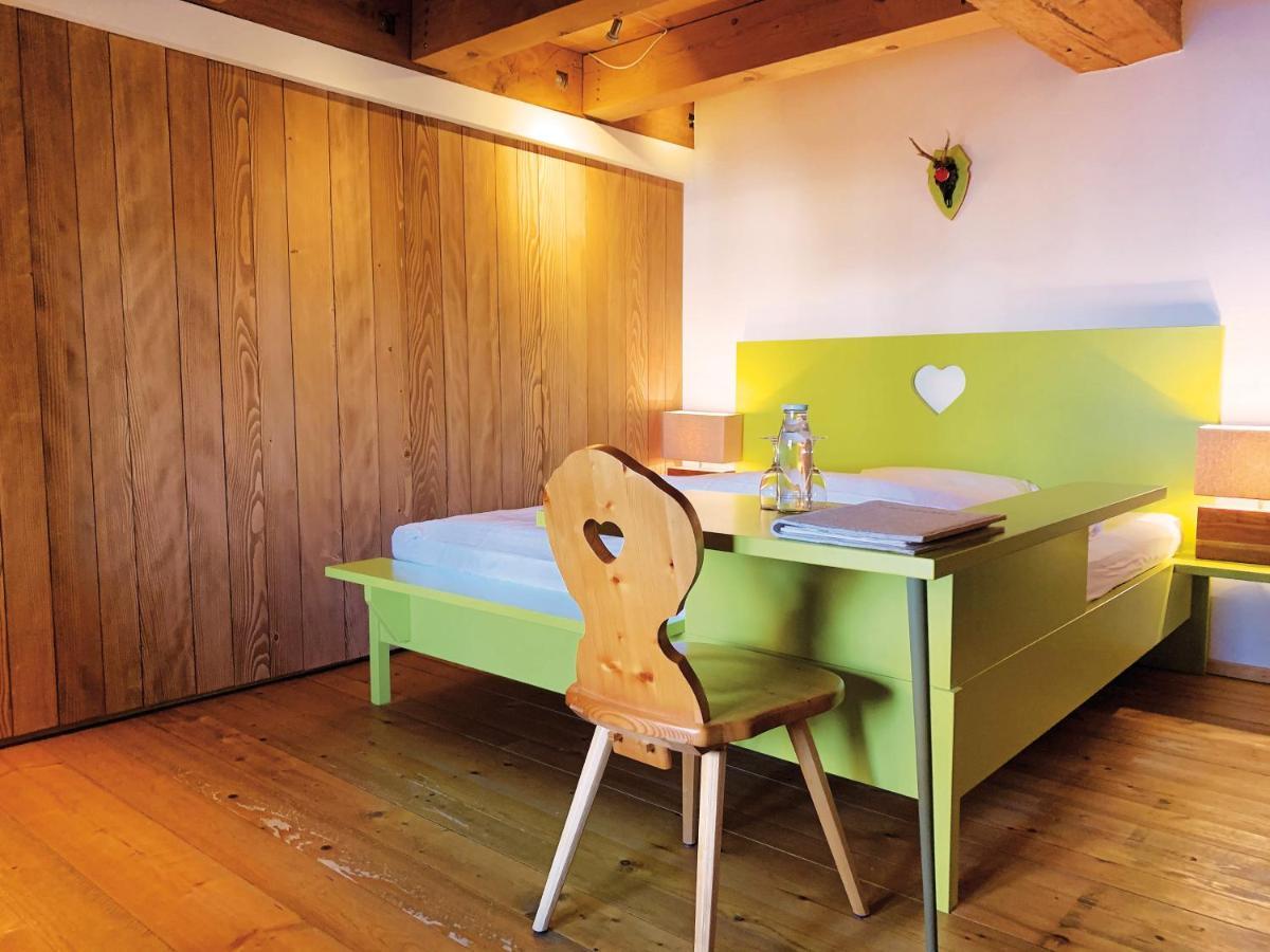 Hotel Rainhof Scheune & Naturpark Restaurant Kirchzarten Kültér fotó