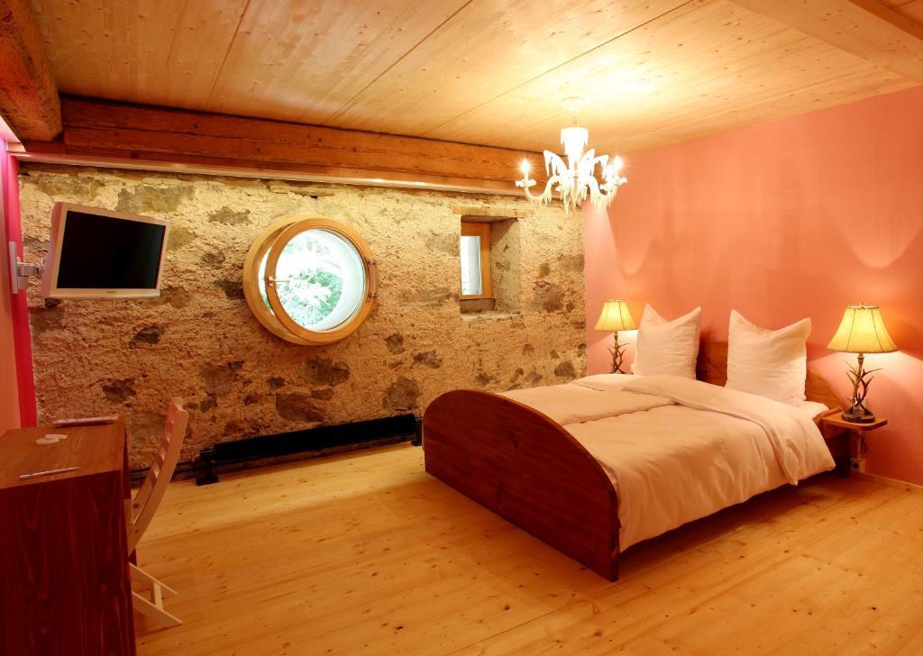 Hotel Rainhof Scheune & Naturpark Restaurant Kirchzarten Kültér fotó
